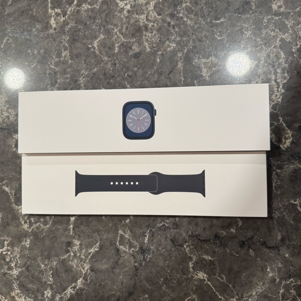Apple Watch Series 8 (GPS) 45mm Aluminum
Case with Midnight Sport Band - S/M - Picture 8 of 11